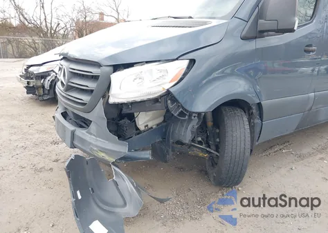 2019 Mercedes-Benz Sprinter 2500 High Roof V6 z USA, uszkodzony, nr VIN WD4PF1CD3KP120716